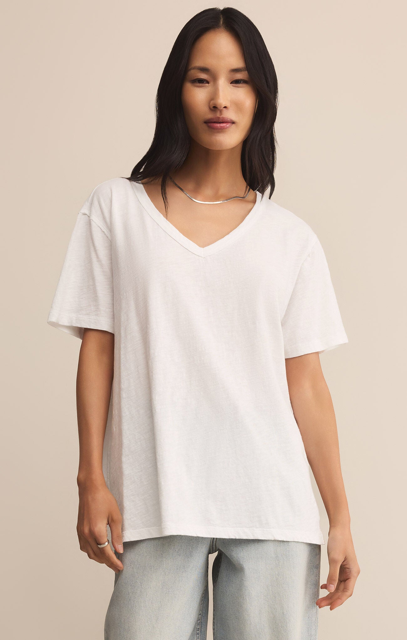 lively relaxed vneck tee front casual fit
