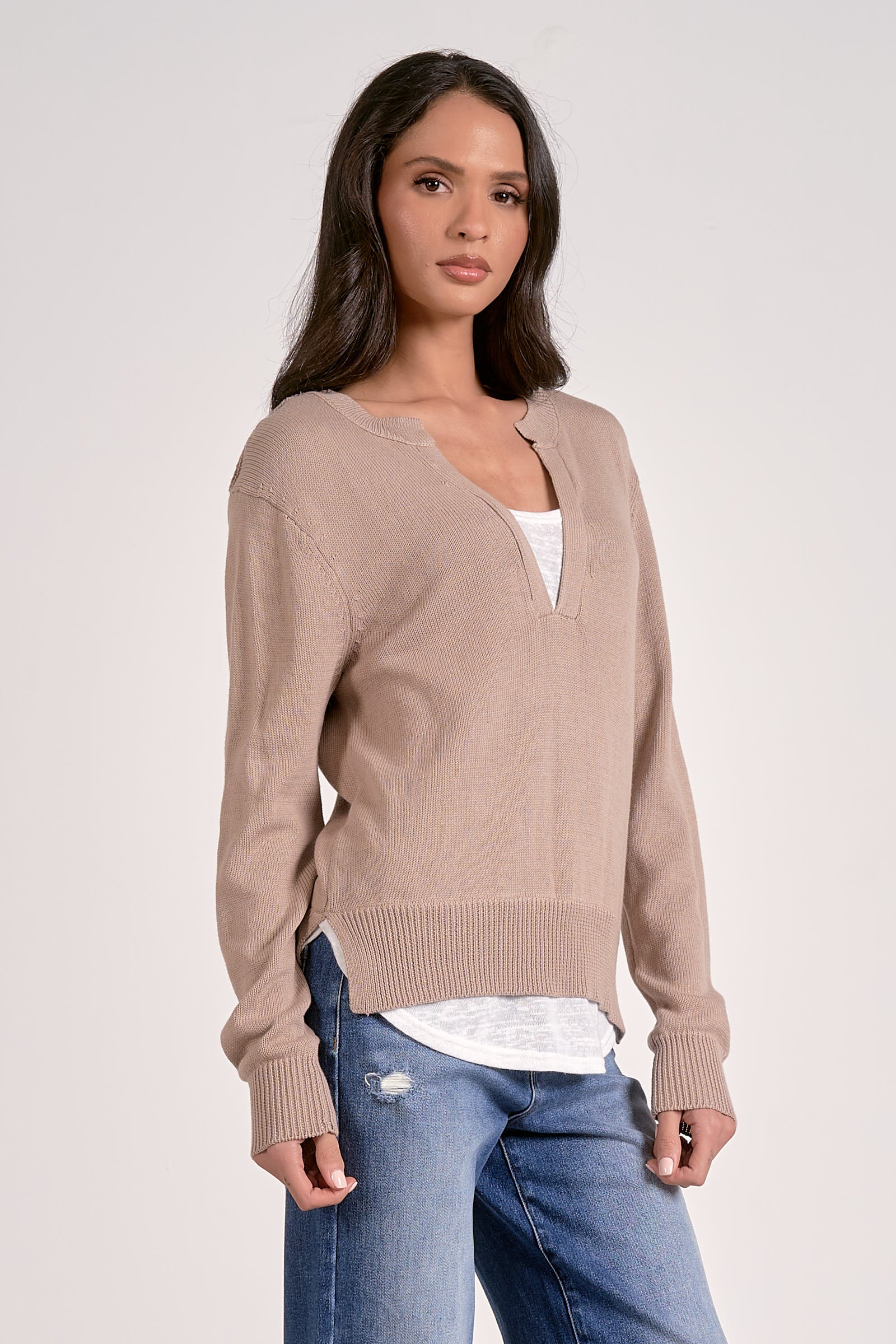 SWEATER VNECK LAYERED