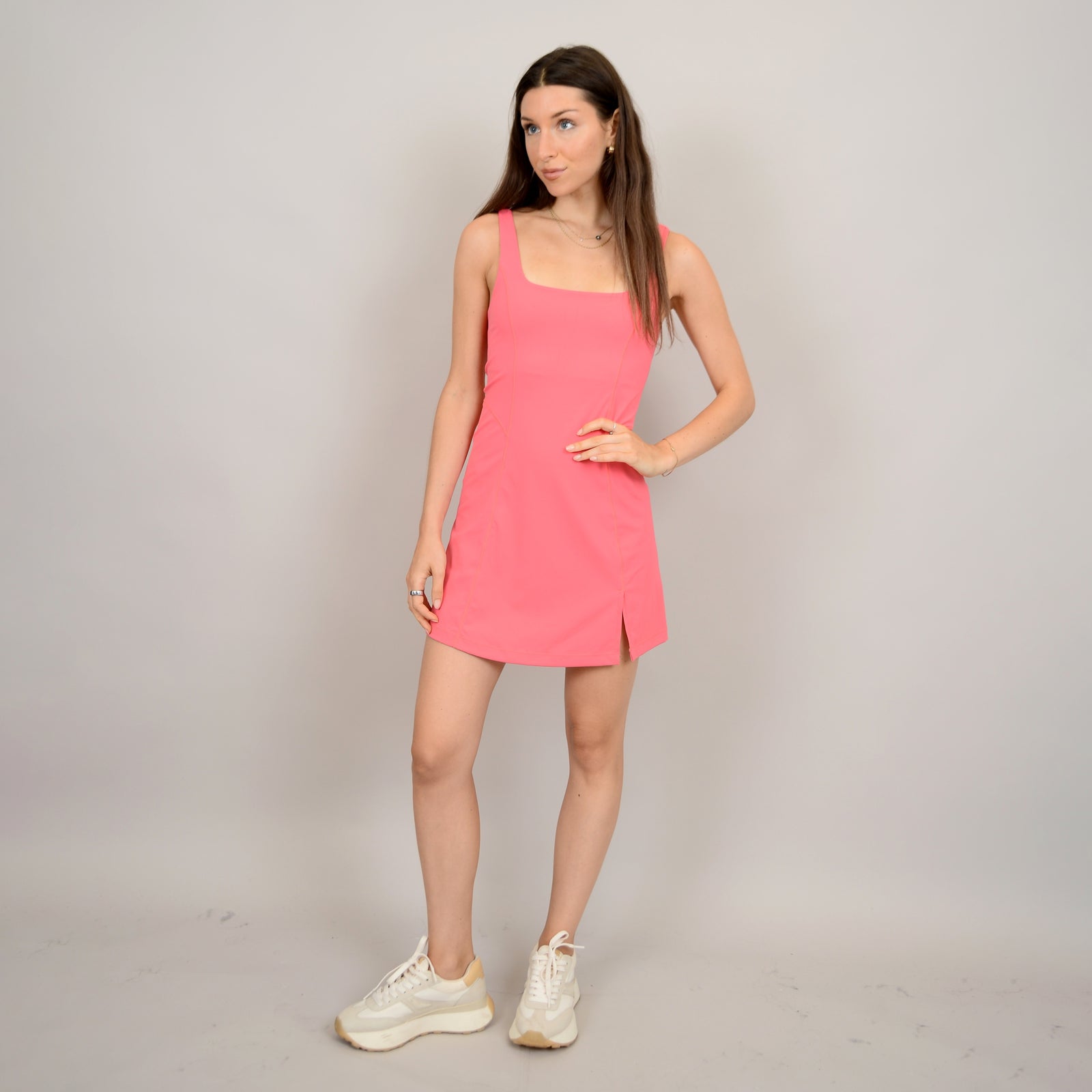 FILA SLEEVELESS DRESS W/ FRONT SIDE