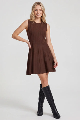 SLEEVELESS MINI FLARE SWEATER DRESS