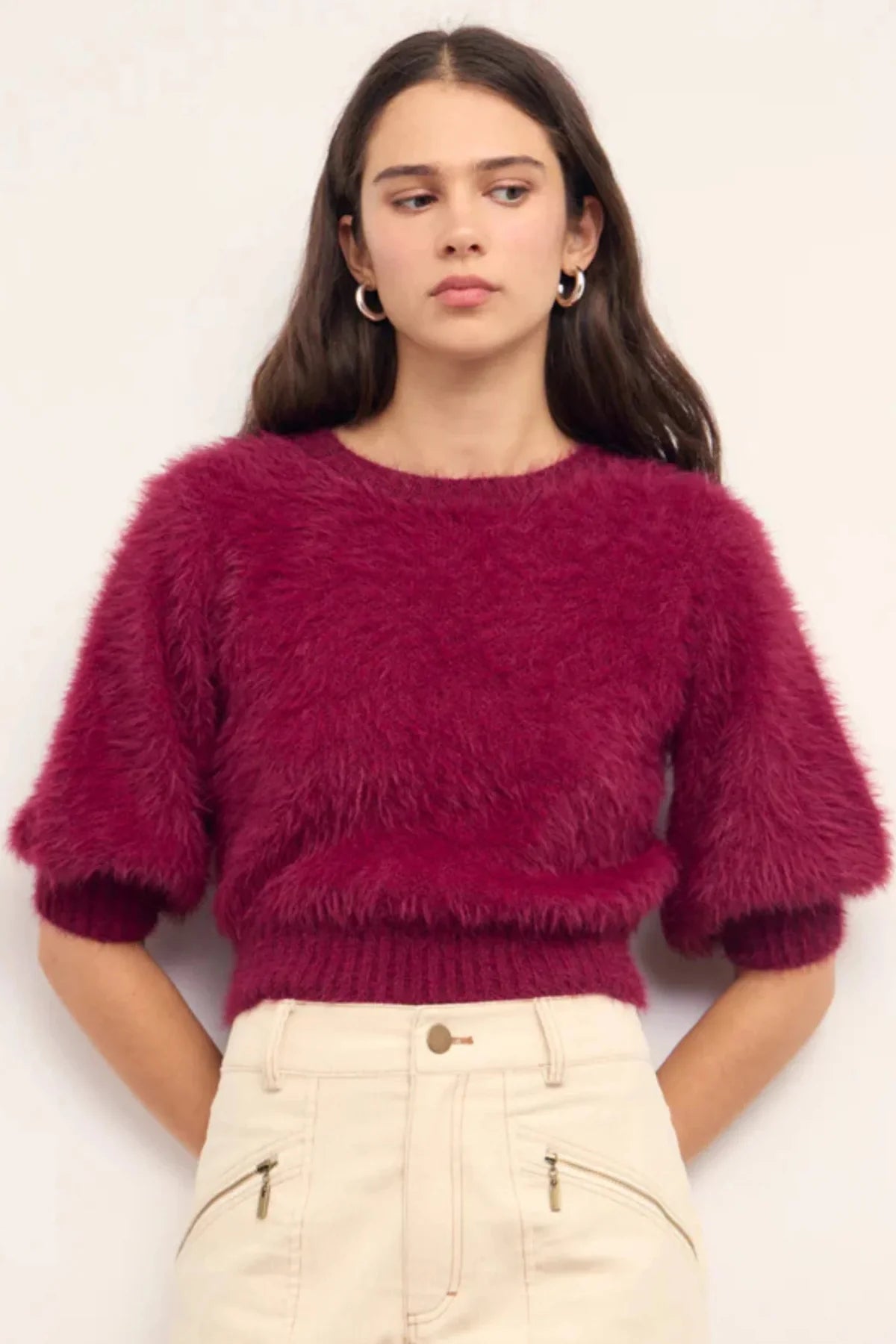 ALVA FLUFFY CROPPED KNIT