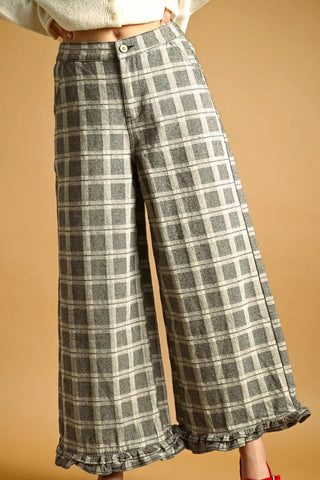 RUFFLE DETAIL WITH PLAID FABRIC PANTS