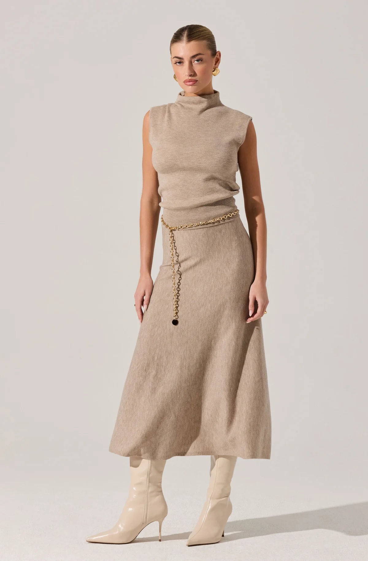 DEORA SWEATER