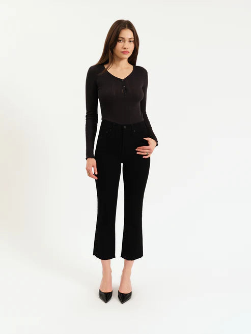 SHY GIRL HIGH RISE CROP FLARE