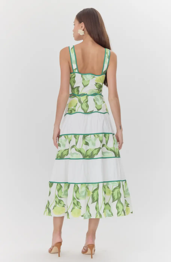 A floral print crop top with scallop edges, sleeveless design STMT BOUTIQUE 