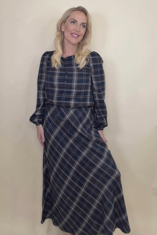 AUTUMN PLAID BUTTON UP