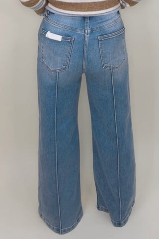HIGH WAIST WIDE LEG PINTUCK DETAILED JEANS