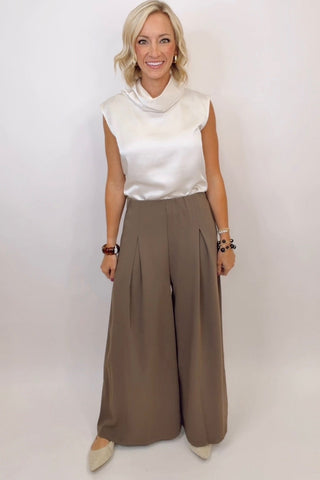 SLEEVELESS WOVEN SATIN TOP