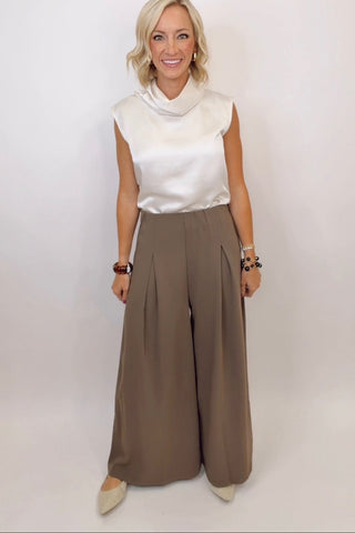 HIGH WAISTED WIDE LEG PANTS