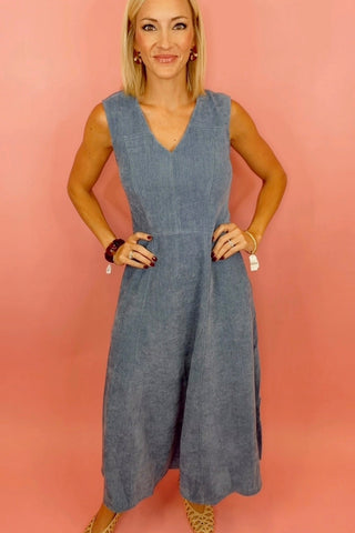 SLEEVELESS STRETCH SUEDE V NECK MIDI FIT AND FLARE DRESS WITH POCKETS