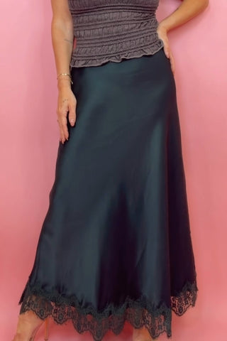 WOVEN SATIN MAXI SKIRT WITH LACE TRIM