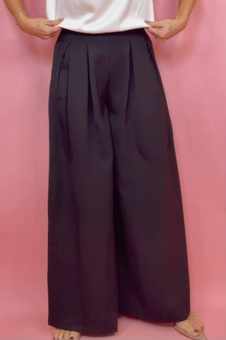 ON THE GO WIDE LEG PANTS