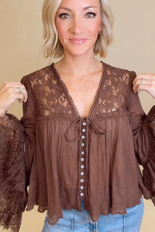 AVA BLOUSE