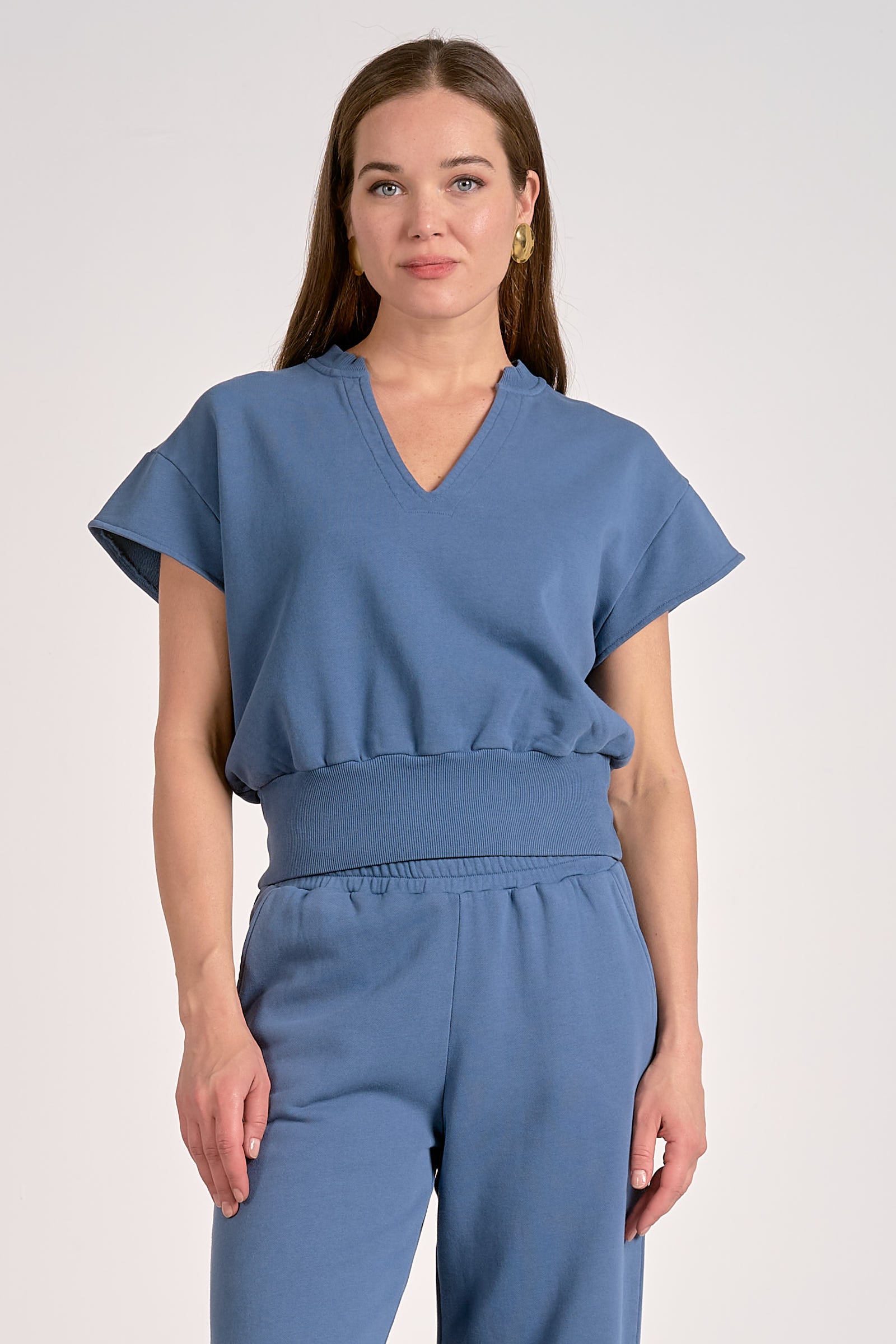 TOP CAP V-NECK