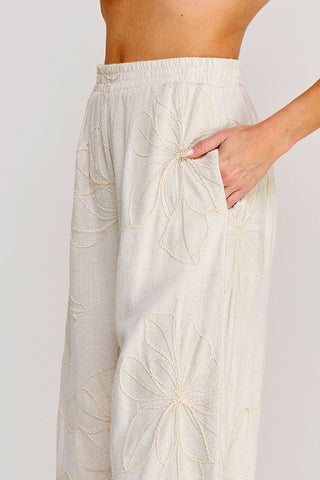 WILLOW FLORAL EMBROIDERED CROPPED PANT