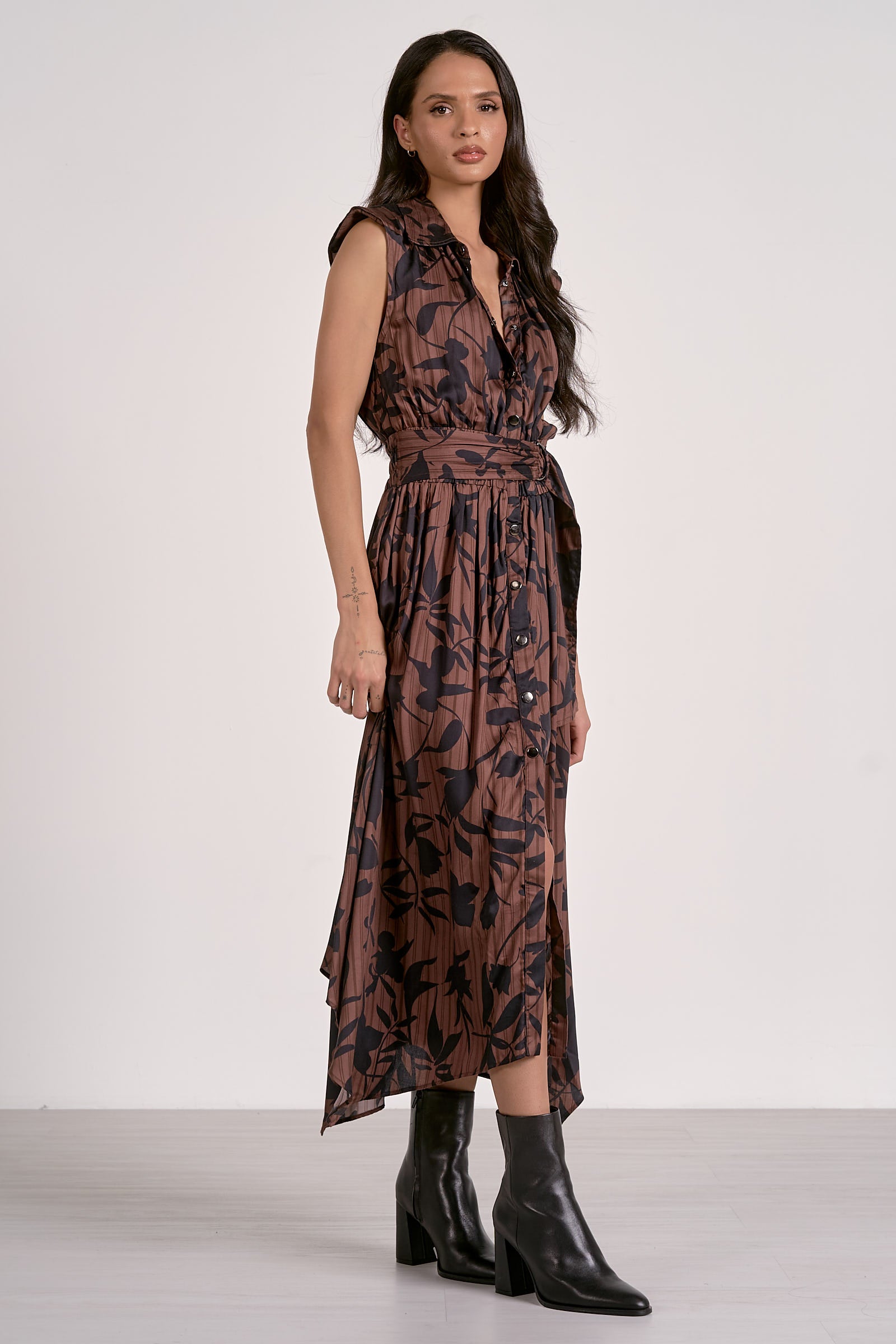 DRESS MIDI SLEEVELESS BELTED