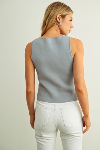 SLEEVELESS KNITTED BUTTON FRONT VEST