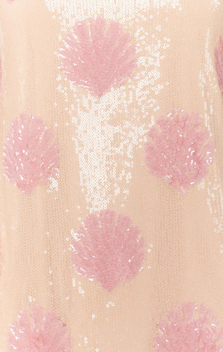 evening party cocktail outfit


