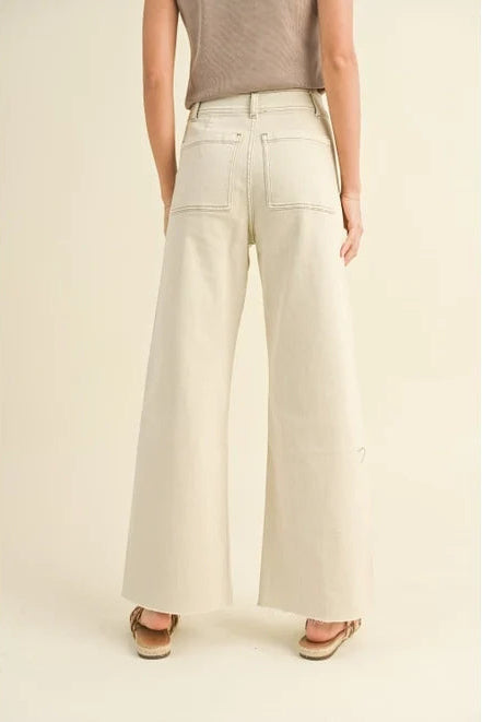 HIGH-RISE WIDE LEG PANTS WITH FRONT POCKET