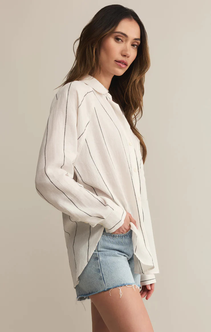 THE PERFECT LINE TOP styled for a modern chic look STMT BOUTIQUE 