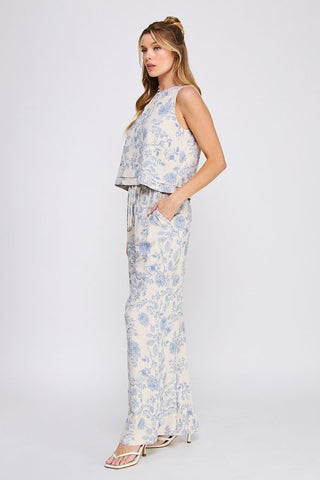 printed linen tank styled casual summer outfit