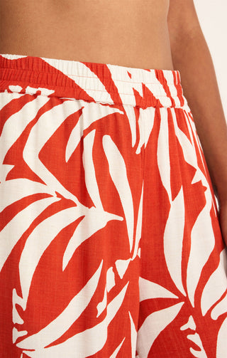 relaxed fit and tailored style