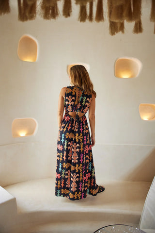 Close-up of premium lightweight fabric and detailing